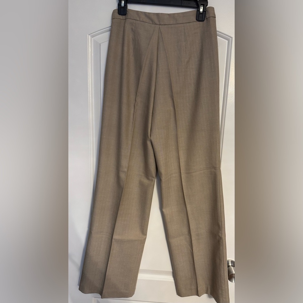 Stradivarius Women's Beige Trousers, Size 6, New With Tags - Picture 8 of 11